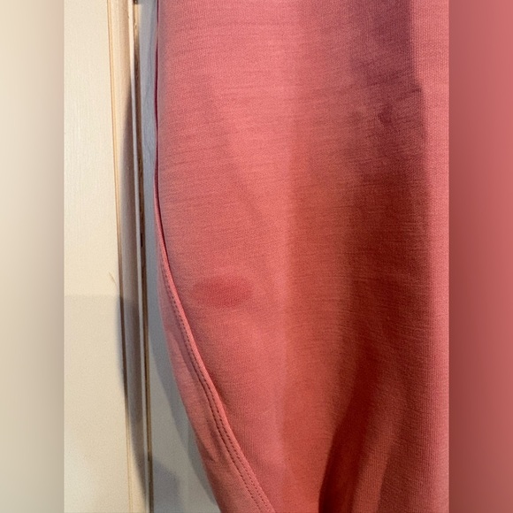 Lululemon Peloton Pink Cropped Crew Neck Oversized - Picture 5 of 6